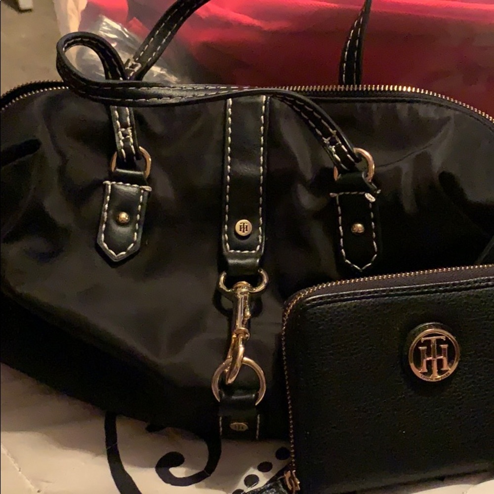 Matching Tommy Hilfiger purse and wallet